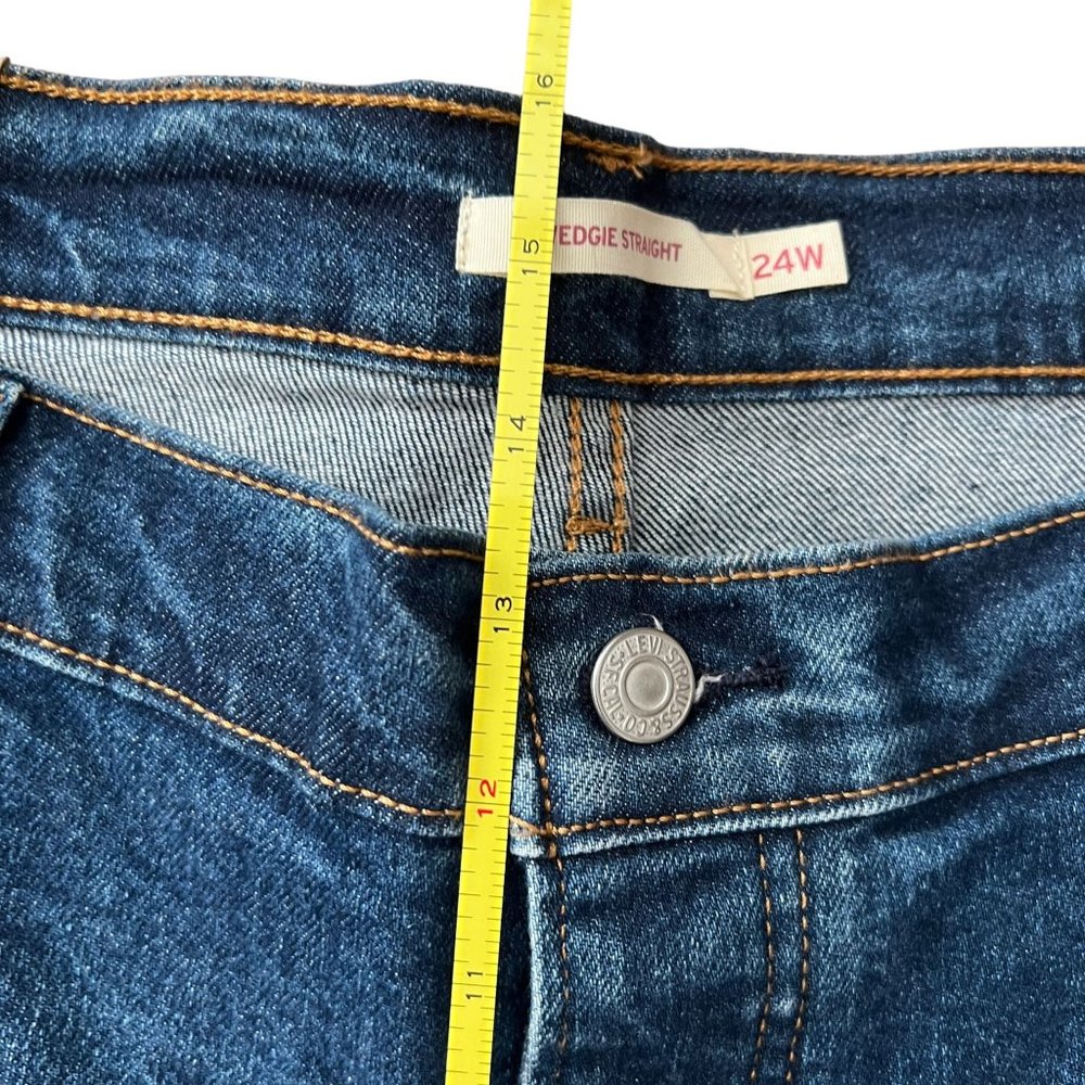 NWT Levi's Wedgie Straight Button Fly Size 24W Cotton Denim Jeans Plus S… - Picture 12 of 16